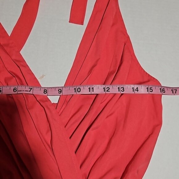 Coral Lightweight Halter Romper With Pockets - Picture 8 of 12